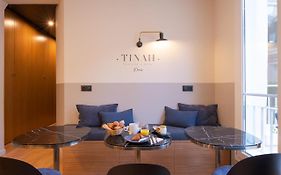 Tinah Paris, Aboukir
